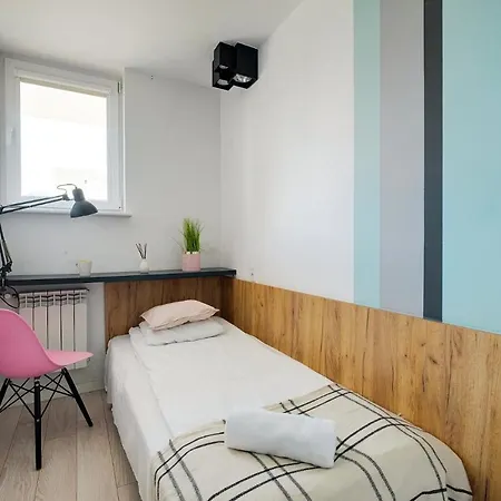 5br Flat In Center * وارسو