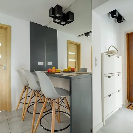5br Flat In Center Apartment *